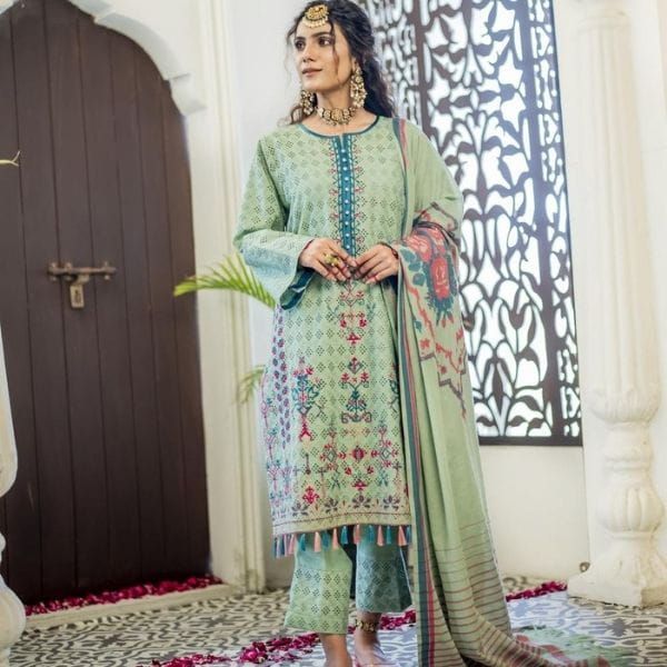 Chashme Sabz - Nuriyaa 4 Piece Embroidered Shirt with Jacquard Dupatta