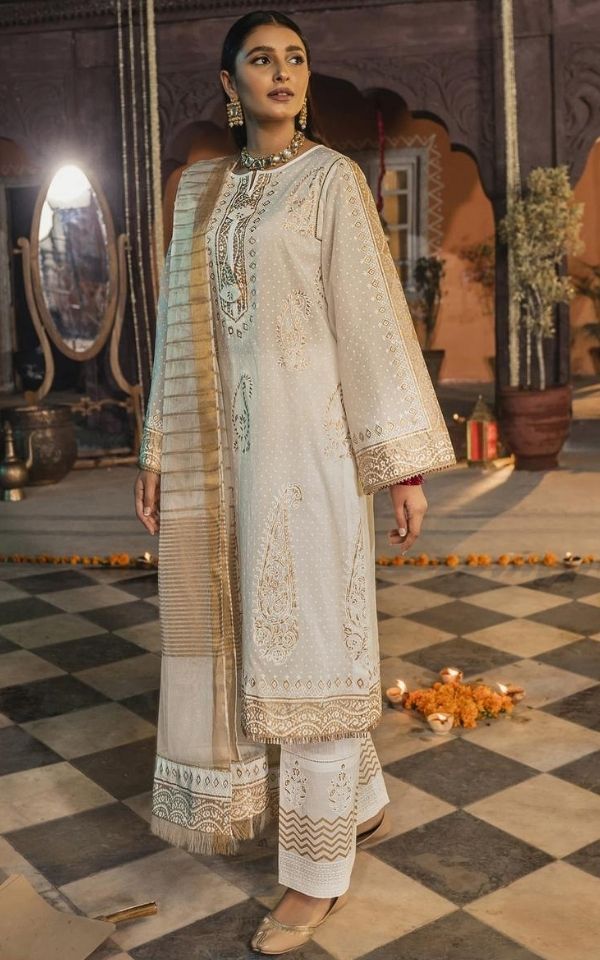 Arq E Sitara - White and Gold Block Printed Luxury Lawn Outfit