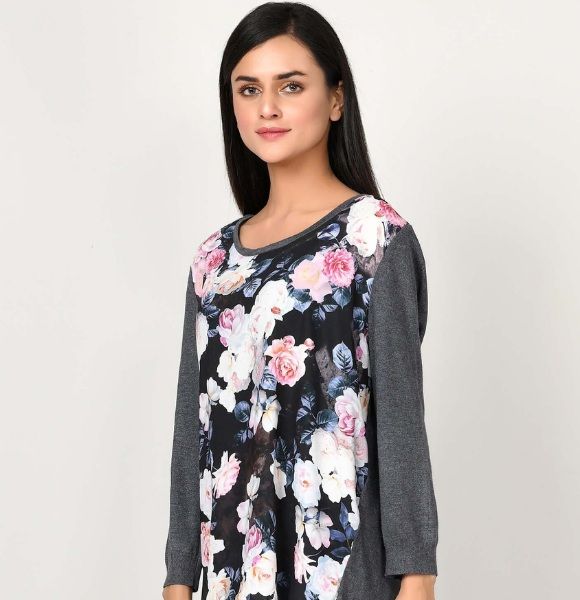 PRINTED WOOLEN TOP