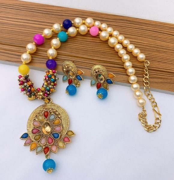 Indian Kundan Locket Set (Blue Shade)