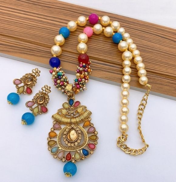 Indian Kundan Locket Set (Light Blue)