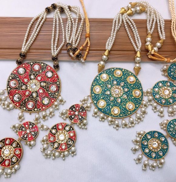 Kundan Style Locket Multi Color