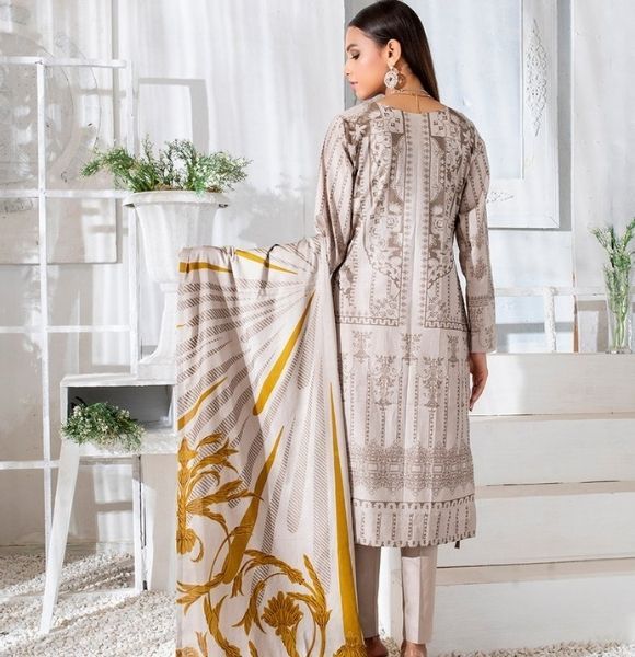 3pc Printed Cambric Shirt with Printed Lawn Dupatta & Cambric Trouser- Inaya (IP-00044A)