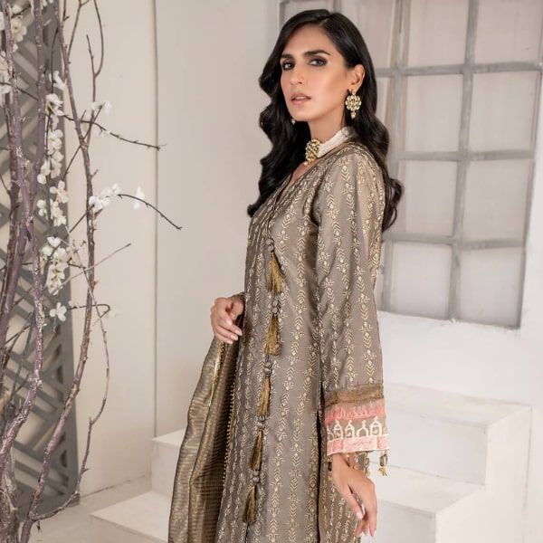 WUS21-MK3  Khaddi Silk By Fashion Porters