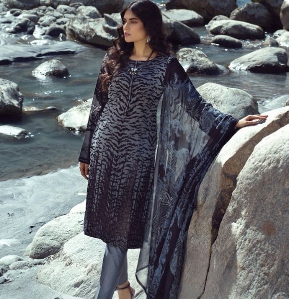 Unstitched 3pc Embroidered Cambric Shirt with Printed Chiffon Dupatta - Silkoria (RC-00186B)